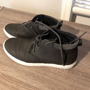 Perry Ellis Causal Shoes